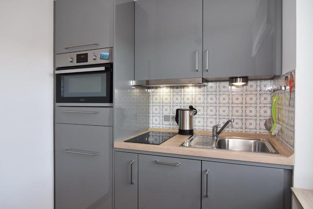 Klaus-groth-strasse 2, Whg 25, 1 Og Apartment *
